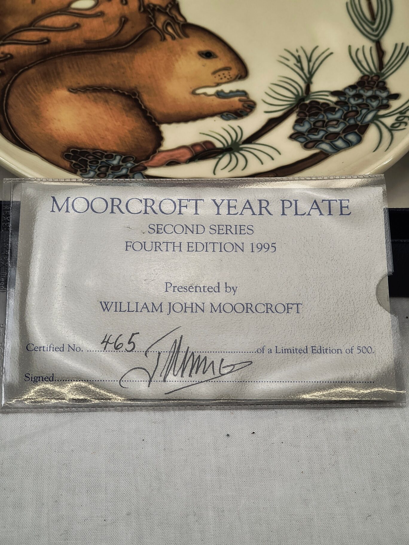 Boxed 1995 Moorcroft Pottery Year Plate Depicting A Squirrel - Image 3