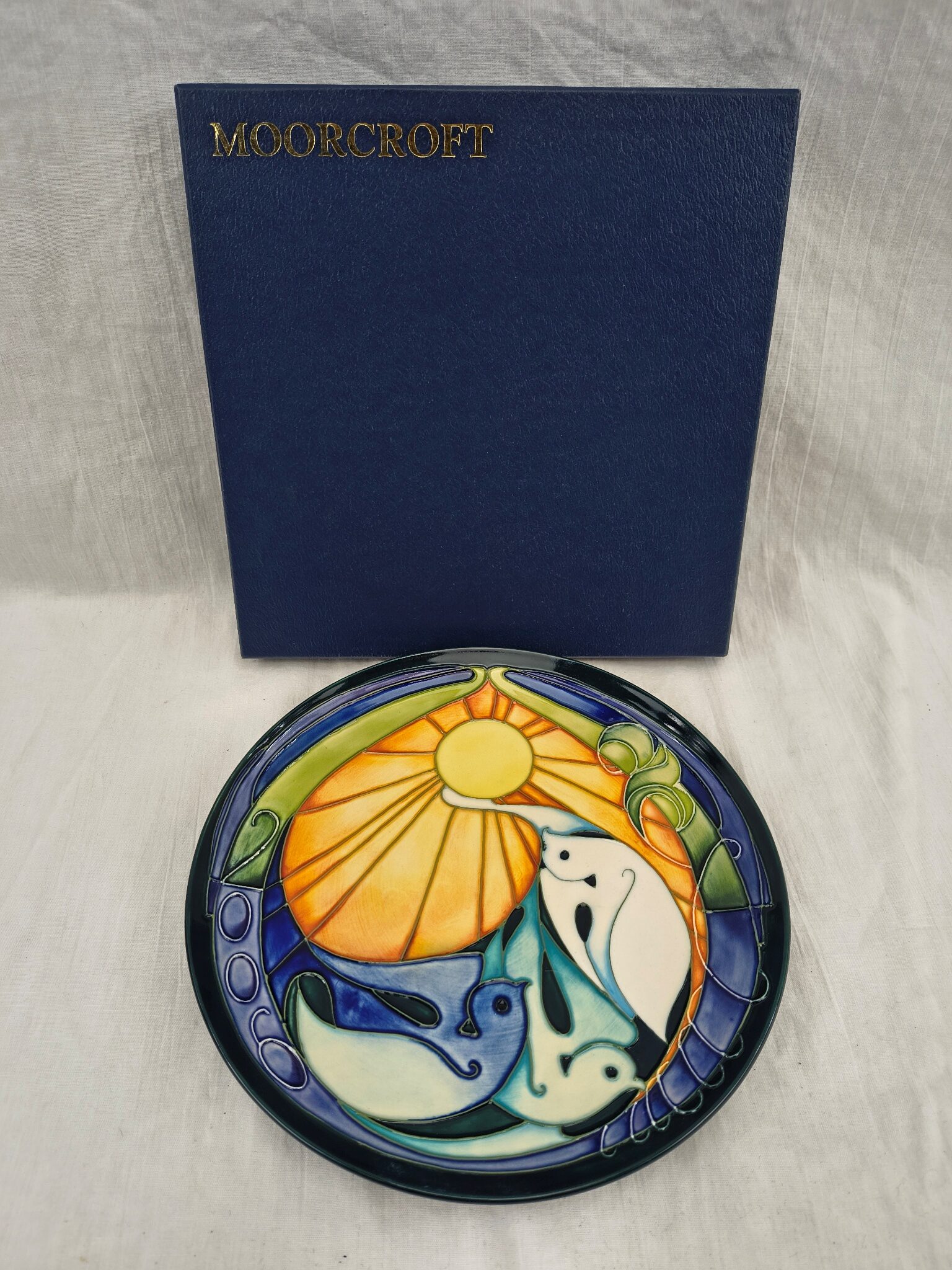 Boxed 2005 Moorcroft Pottery Limited Edition Sunbird Pattern Plate Emma Bossons