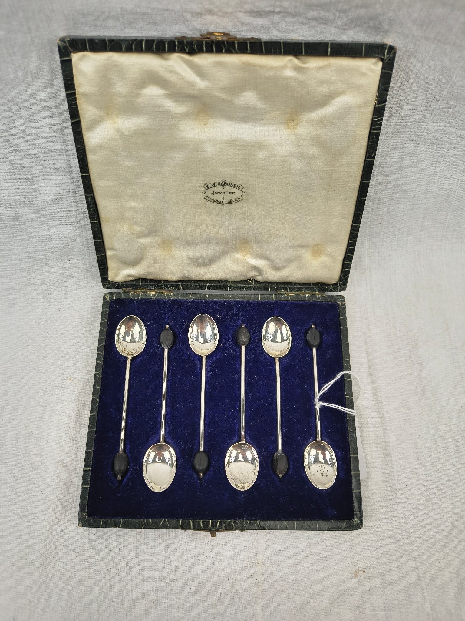 Cased Set Of 6 Birmingham 1921 Sterling Silver Coffee Spoons With Bean Finials - Image 2