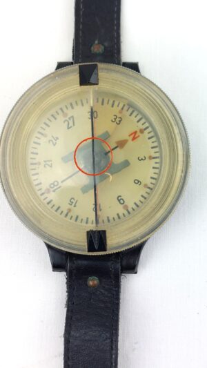 German, WW2, Fallschirmjäger (paratroopers) Luftwaffe AK 39 Wrist Compass (Fl. 23235-1) – Serial No. 3028