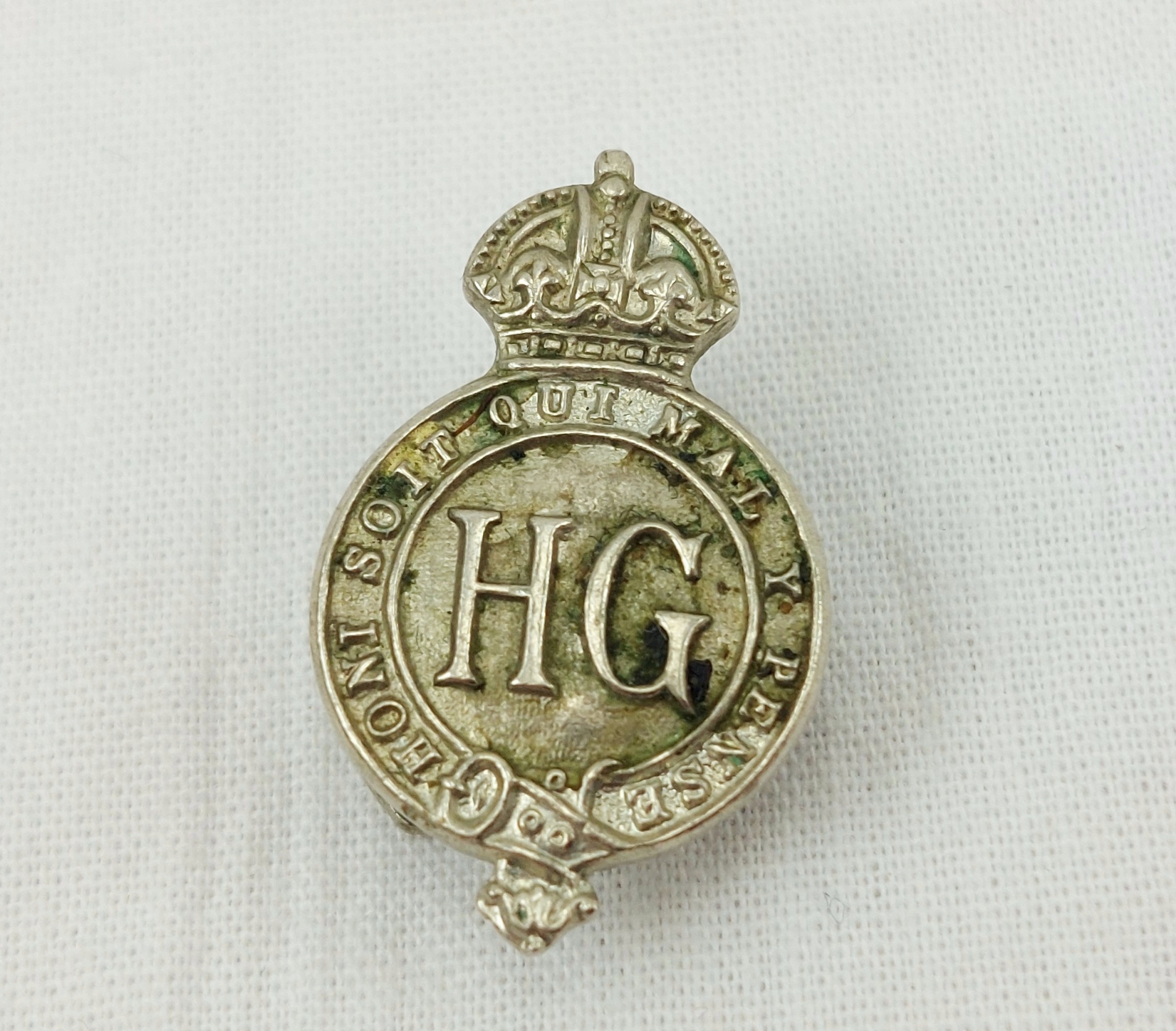 WW2 Home Guard Button Hole Badge