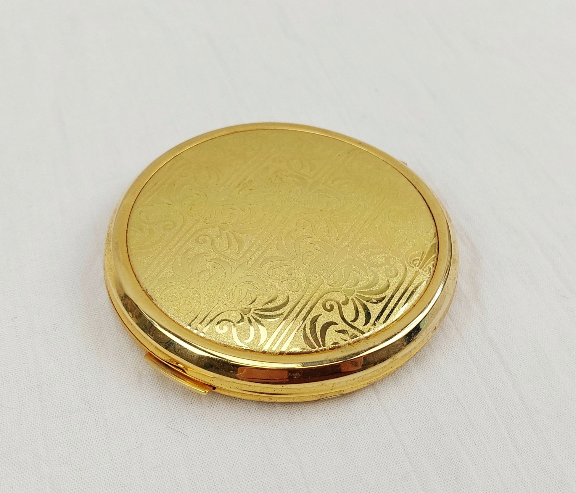 Vintage Ladies Stratton Compact