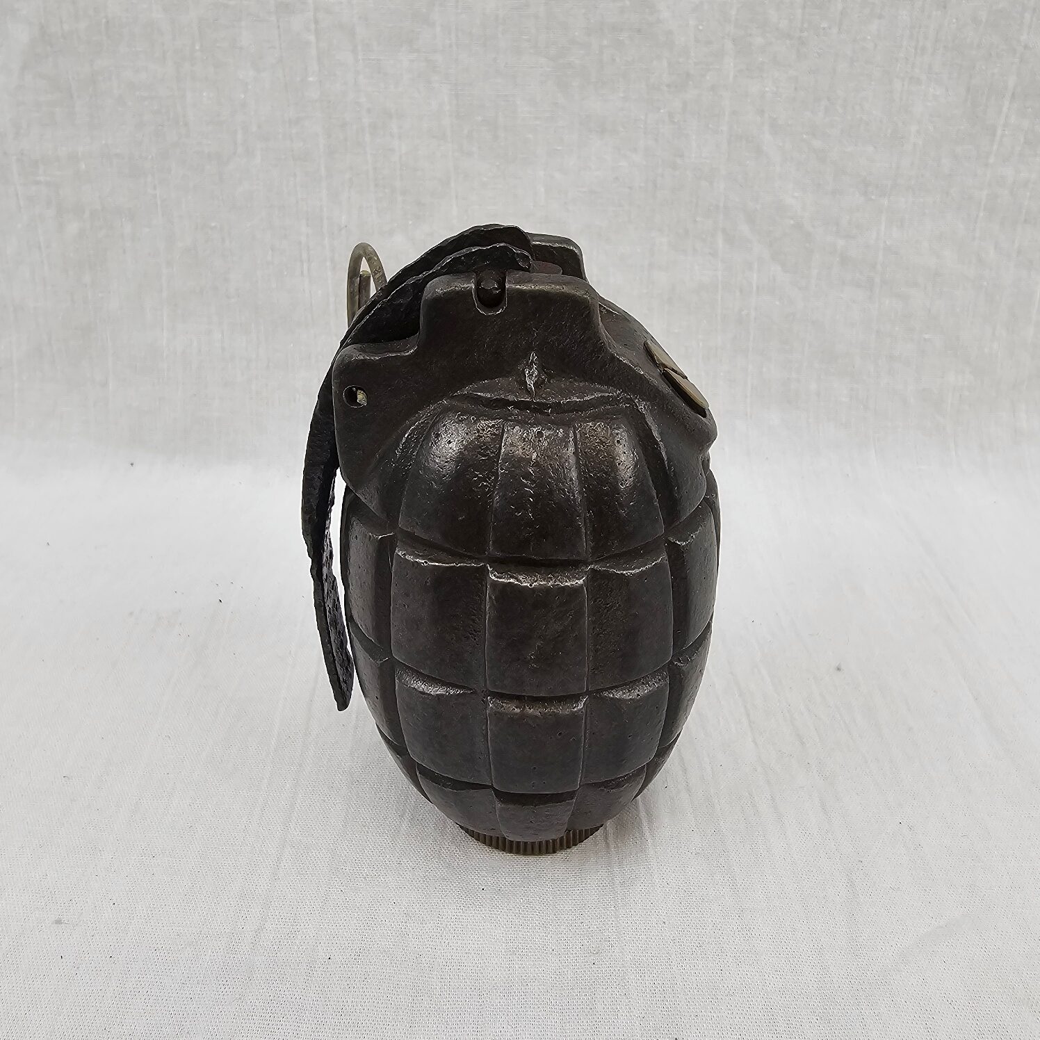 WW1 No.23 Mk I Original Paint, Early Lever Mills Bomb - Image 3