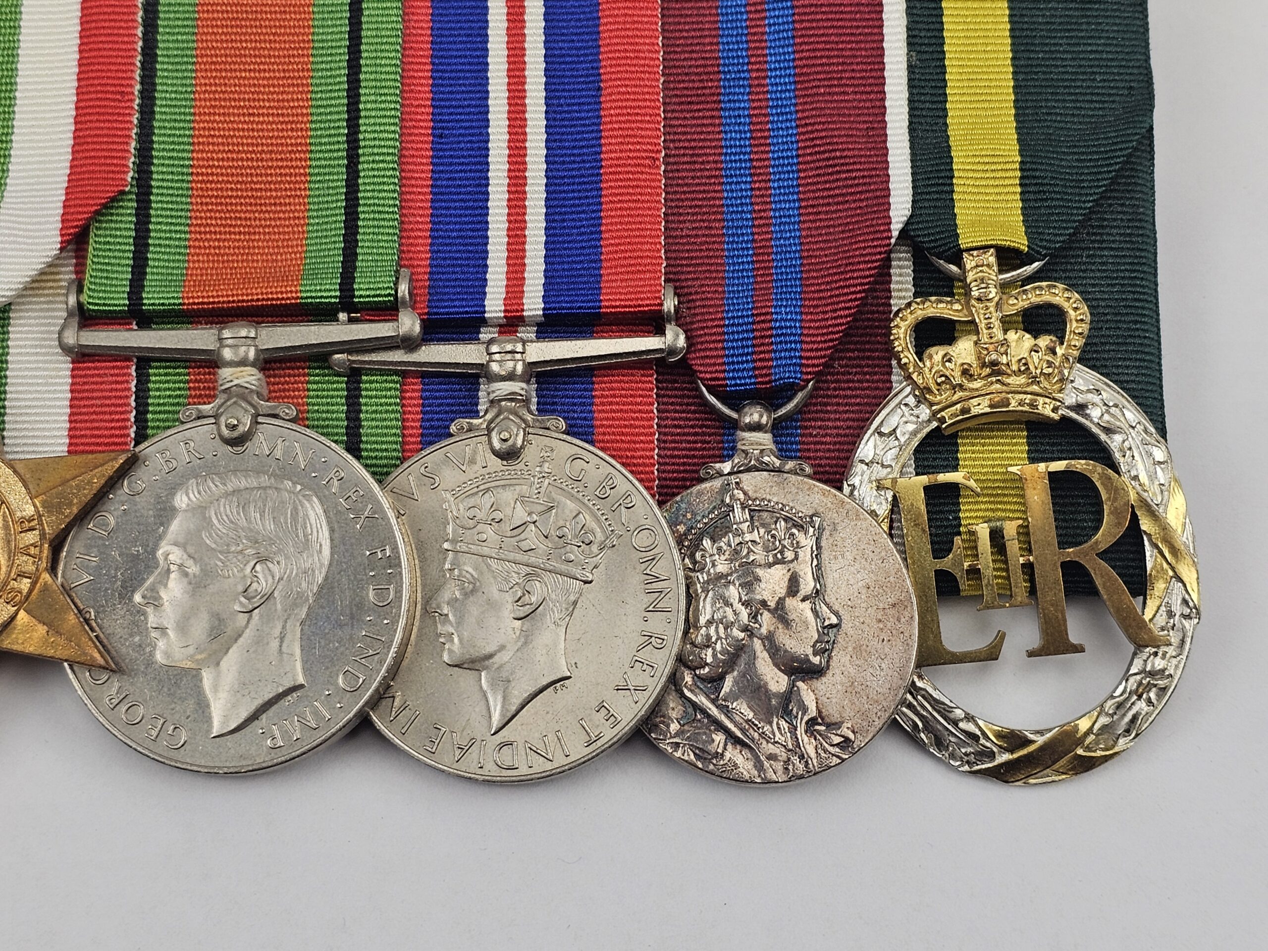 A British WW2 Mounted Italy Star and Teritorial Medal Set - Image 3
