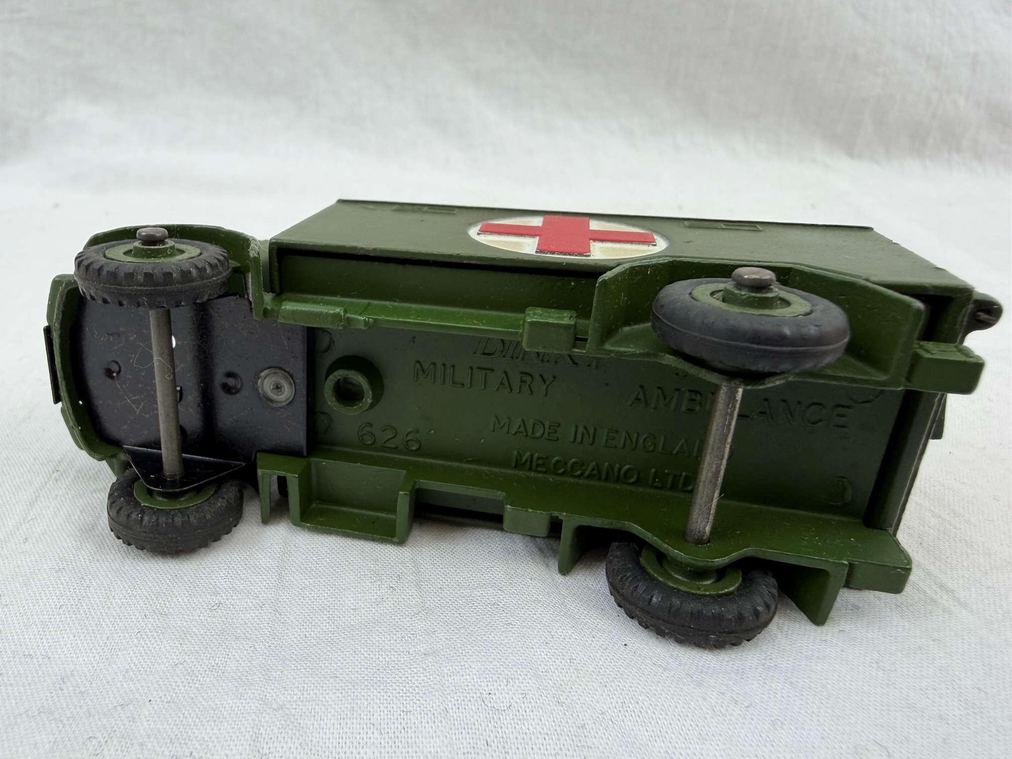 Boxed Dinky Toys 626 Military Ambulance - Image 6