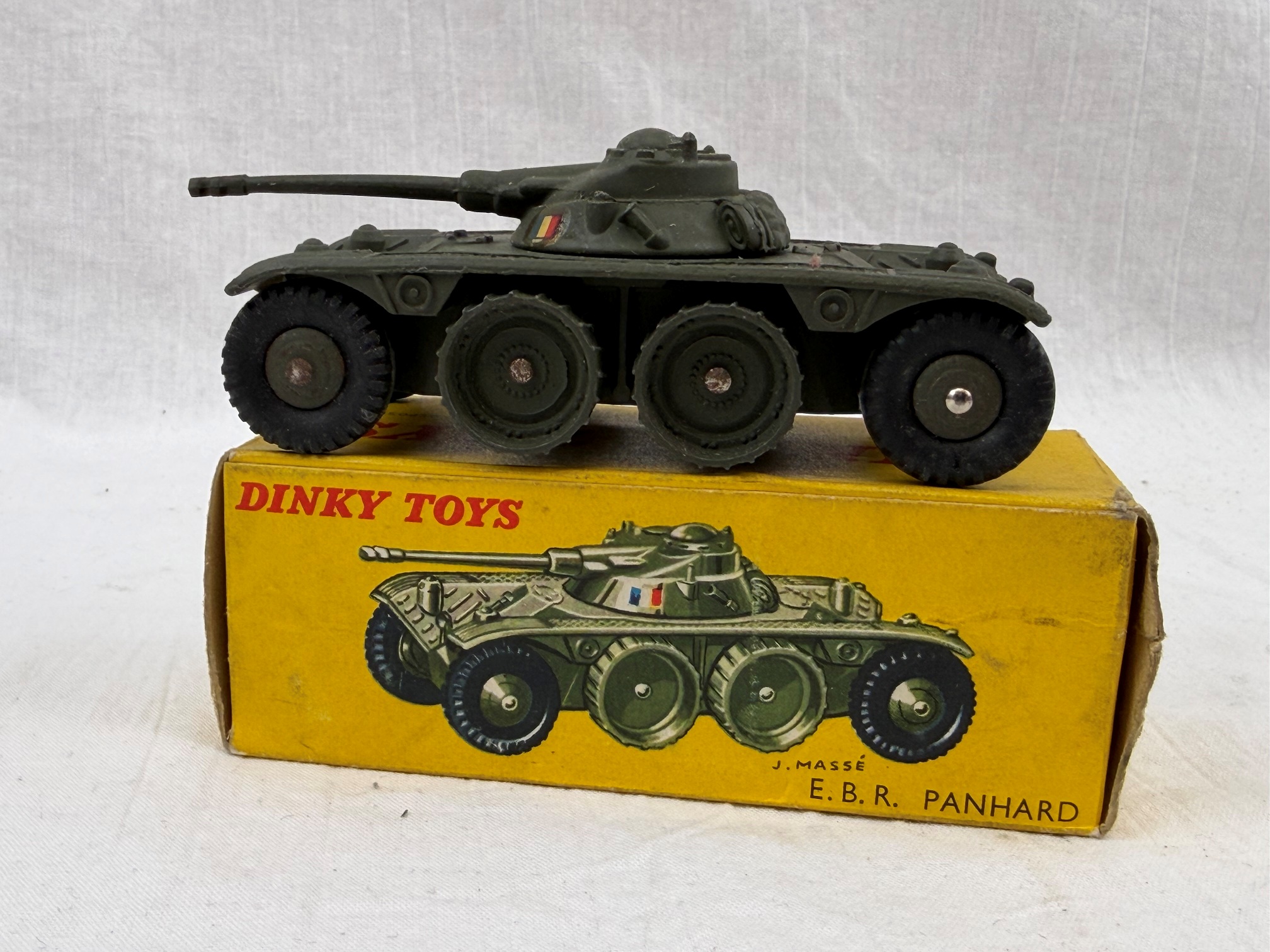 Boxed French Dinky Toys 80C Char AMX 13 Tonnes Tank