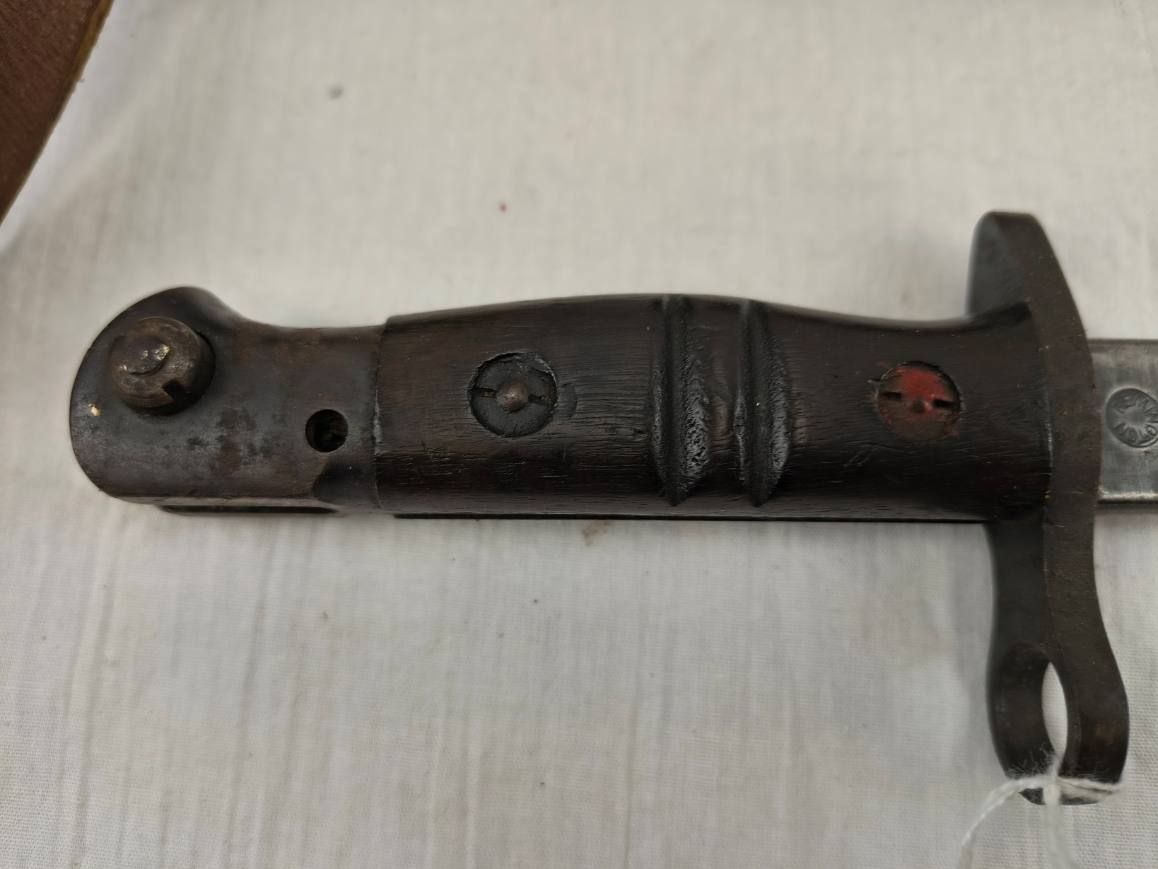 British WW1 1907 Pattern 1917 Bayonet By Remington With Scabbard, Frog and Belt - Image 10