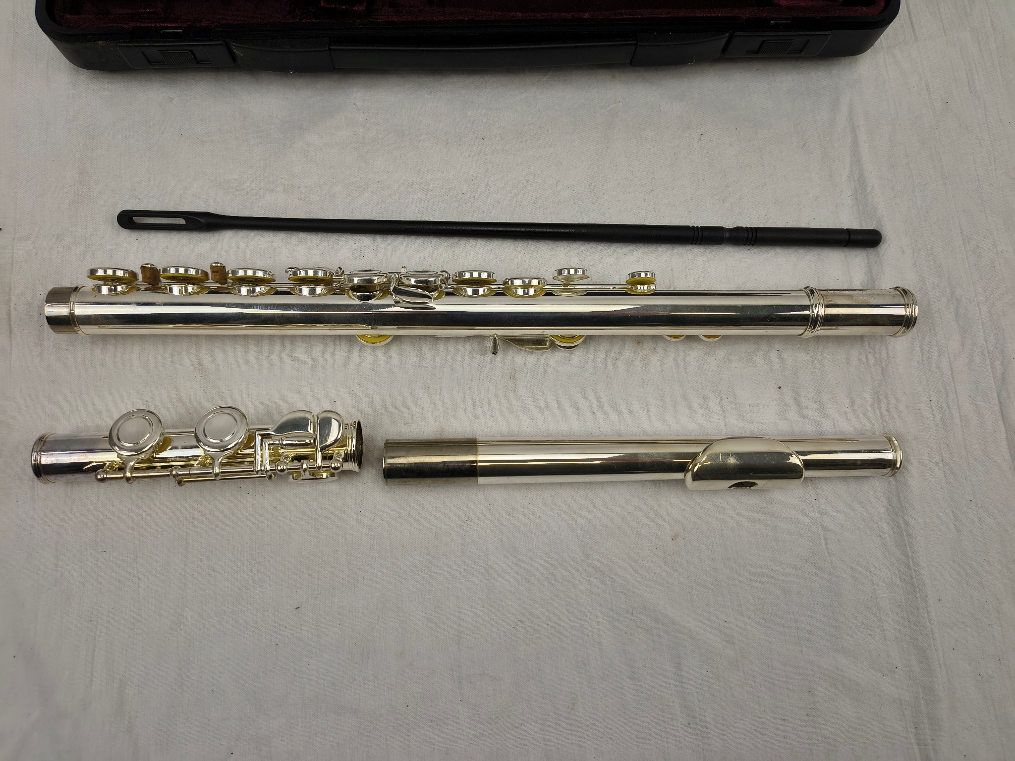 Cased Antigua Flute - Image 3