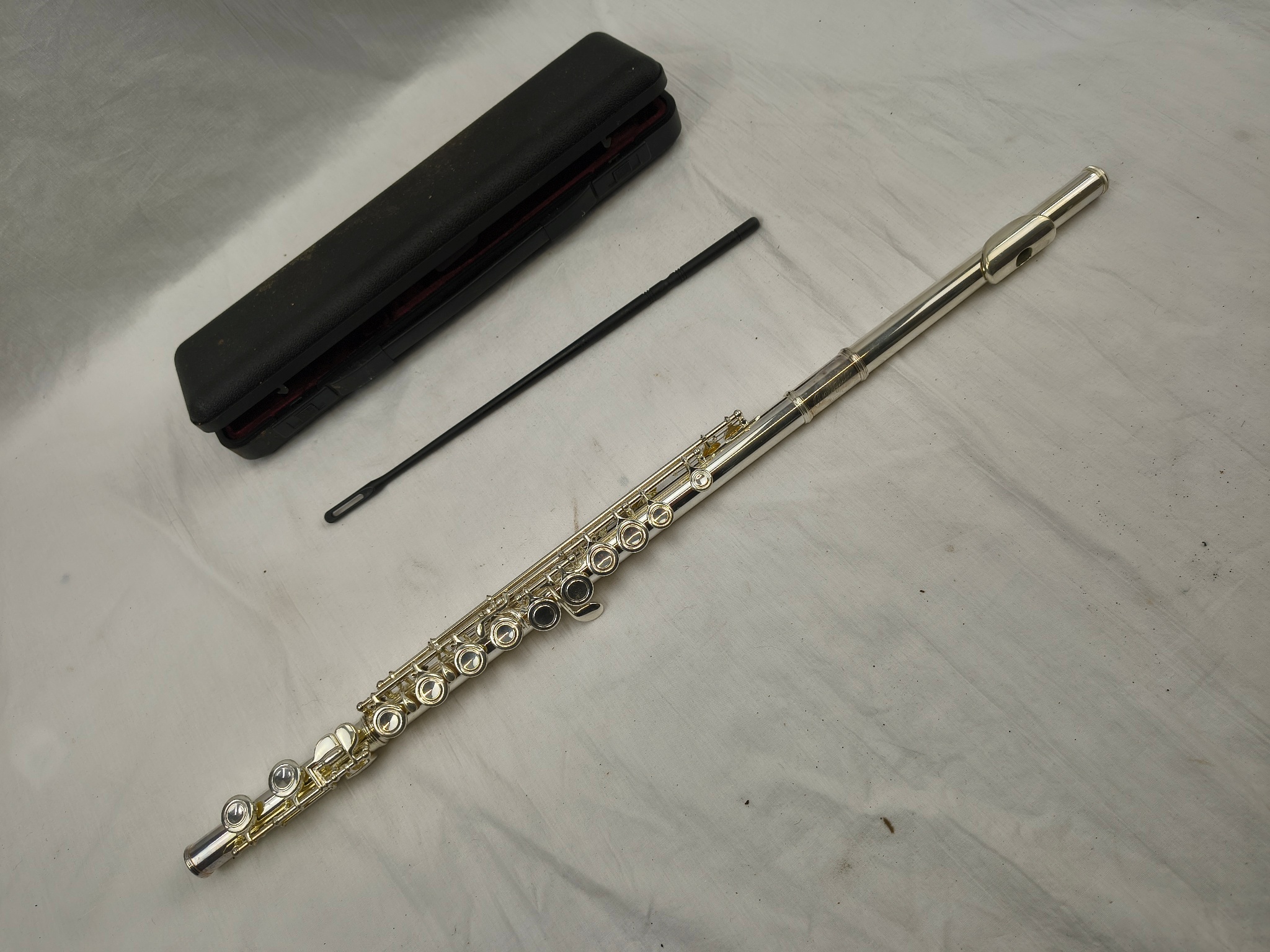 Cased Antigua Flute - Image 2