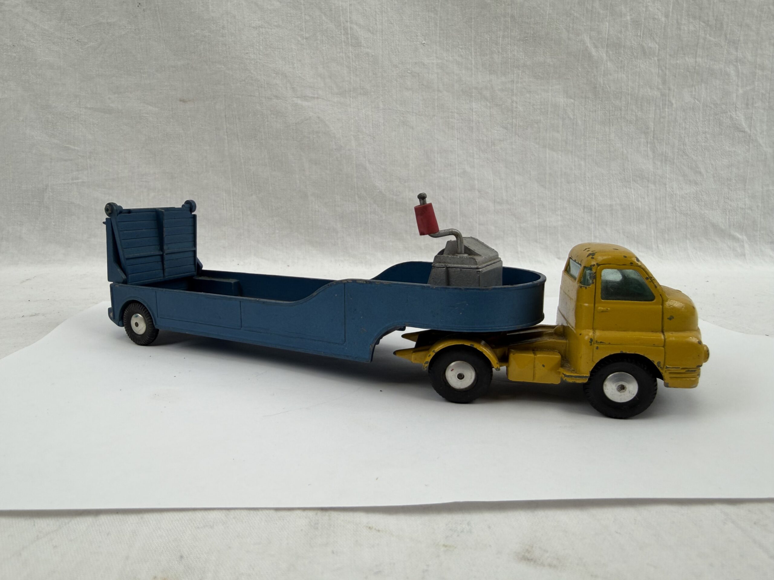 Corgi Major 1100 Bedford Low Loader - Image 3