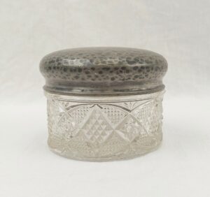 Edwardian Pewter Lidded Pot