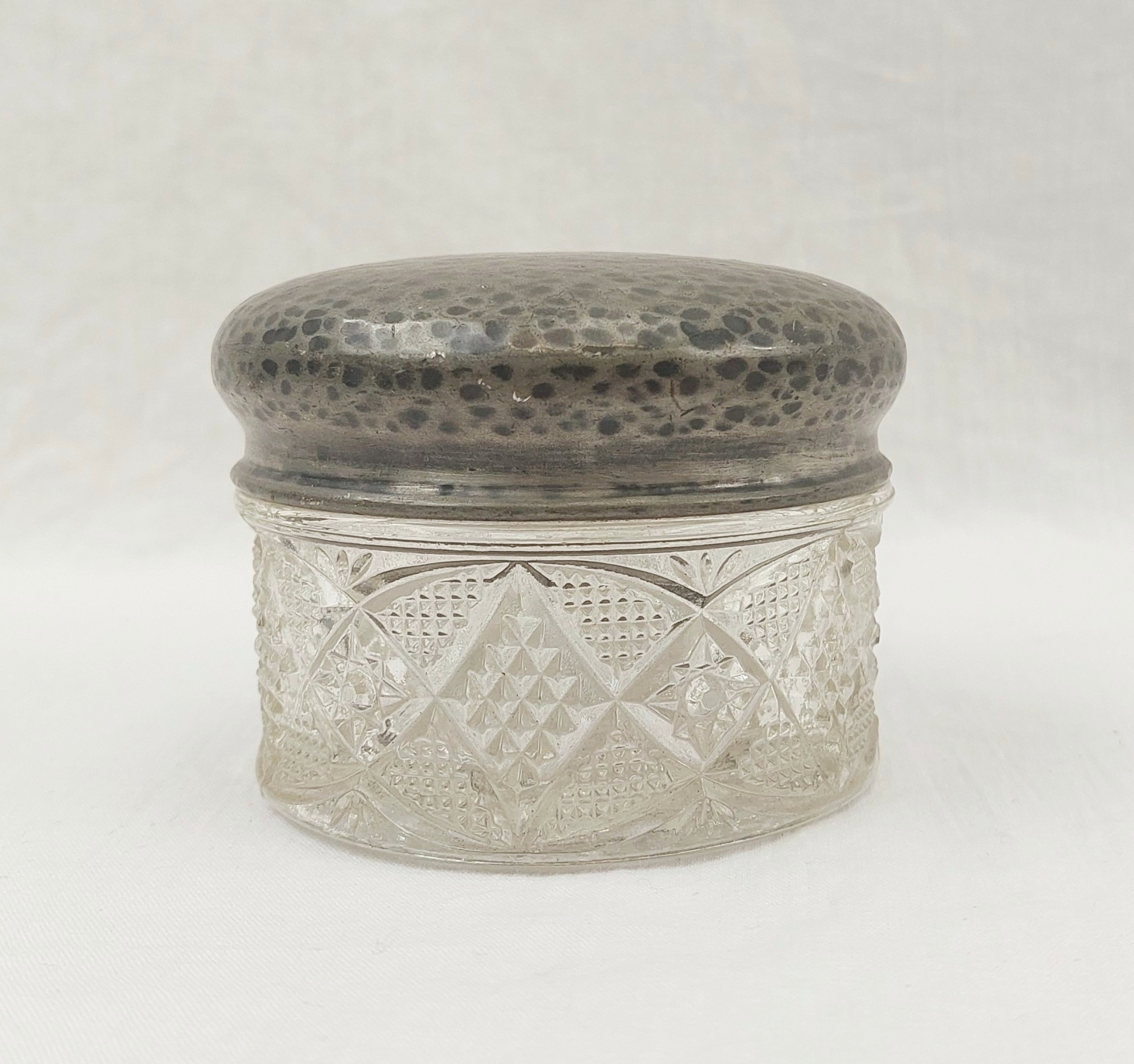 Edwardian Pewter Lidded Pot