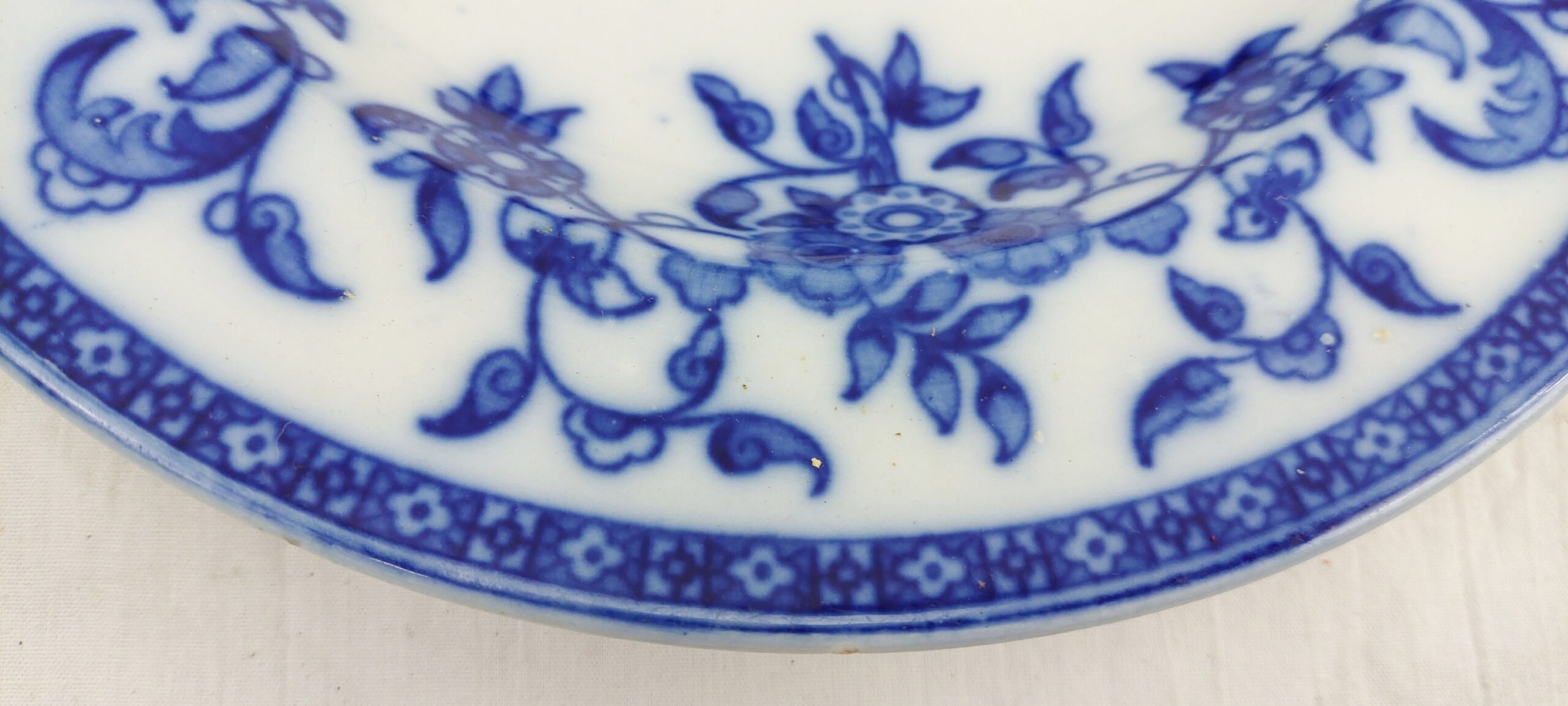 Pair Of c1860 Wedgwood Indiana Pattern Plates - Image 9