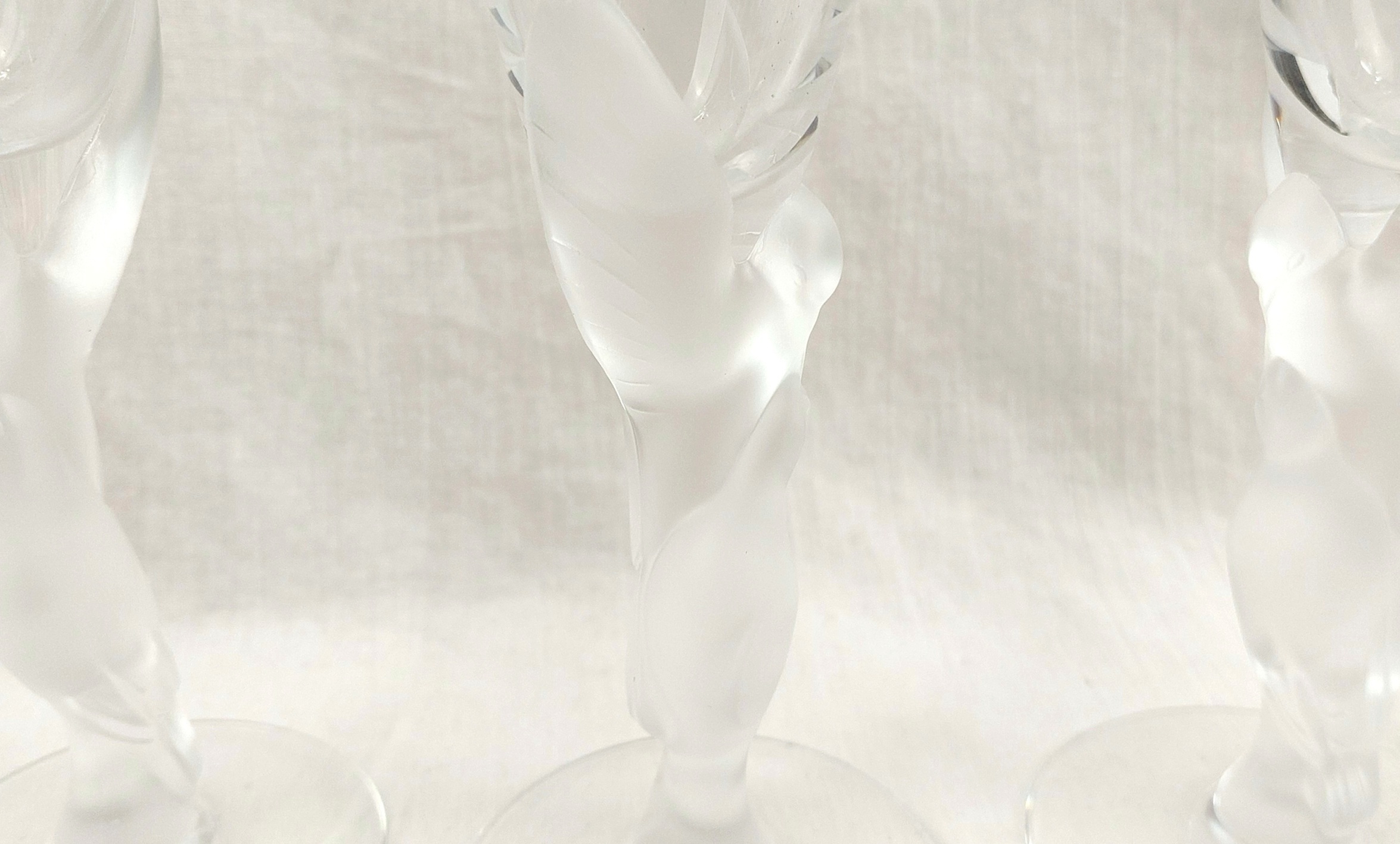Six Igor Carl Faberge For Franklin Crystal Snow Dove Crystal Champagne Glasses - Image 6
