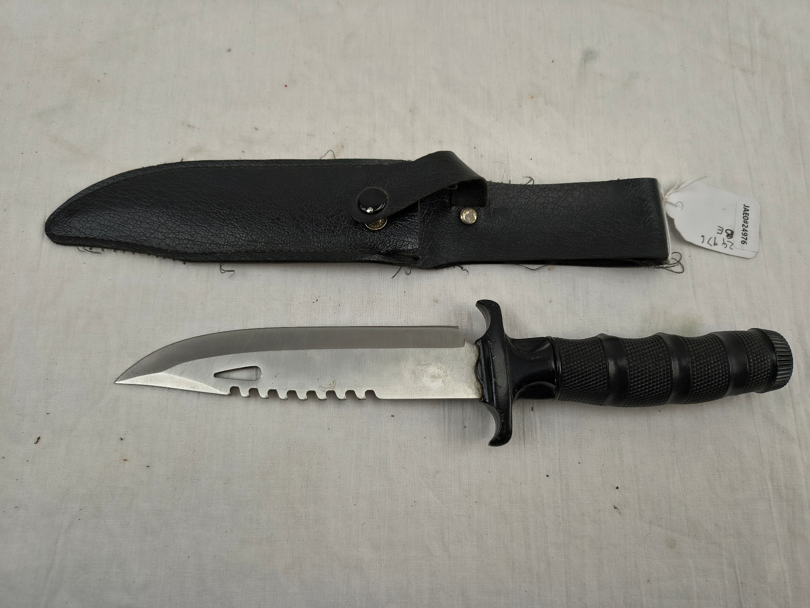Utility Knife With Compass Pommel And Scabbard - Image 2
