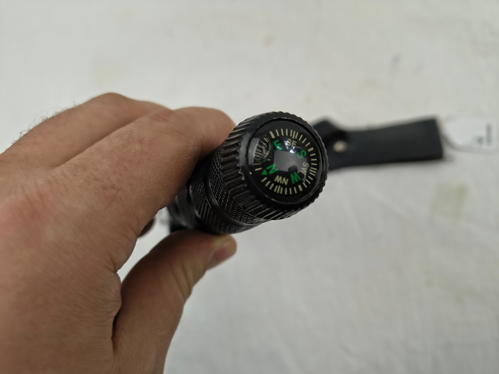 Utility Knife With Compass Pommel And Scabbard - Image 5