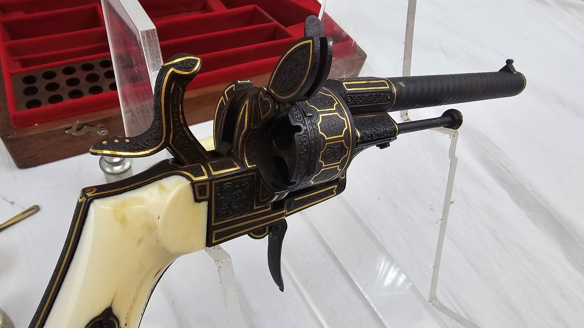 19th Century Pinfire revolver Presented by King of Italy Umberto to Garibaldi - RESERVED - Image 9