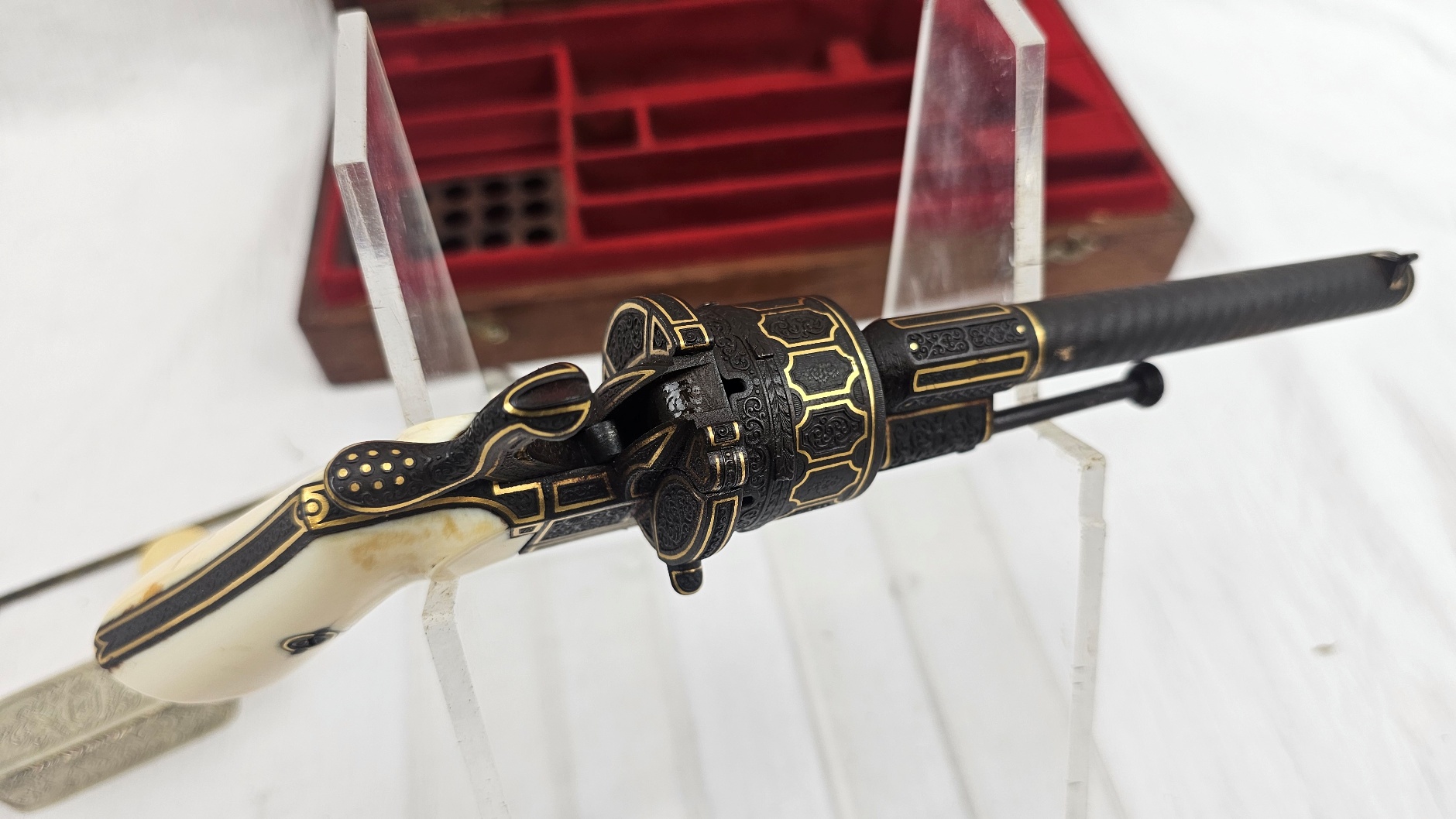 19th Century Pinfire revolver Presented by King of Italy Umberto to Garibaldi - RESERVED - Image 11