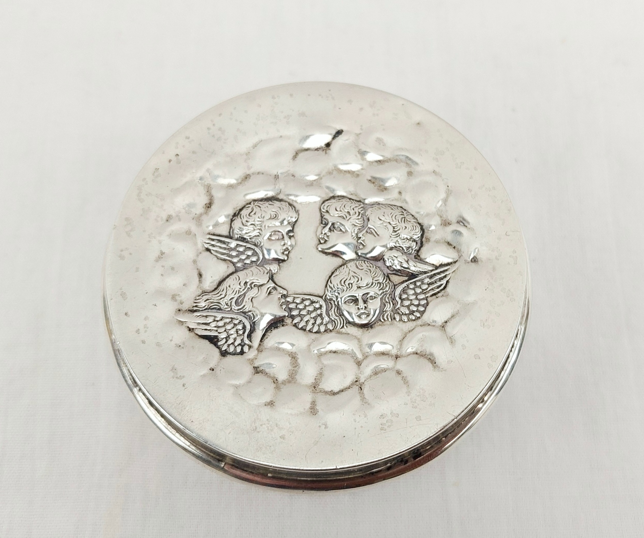 Birmingham 1905 Sterling Silver Repousse Cherubs Glass Lined Lidded Pot - Image 2