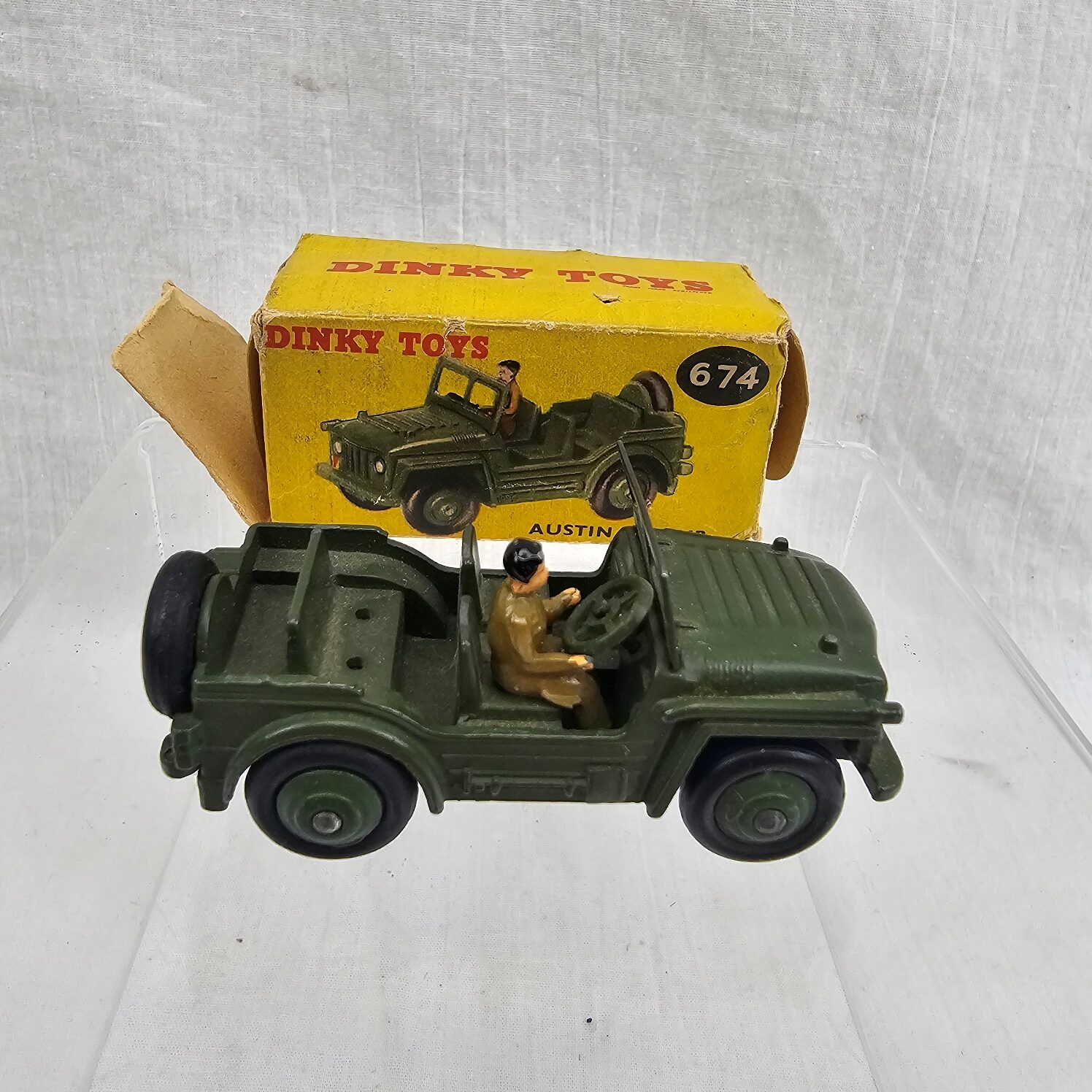Boxed Dinky Toys 674 Austin Champ #4 - Image 4