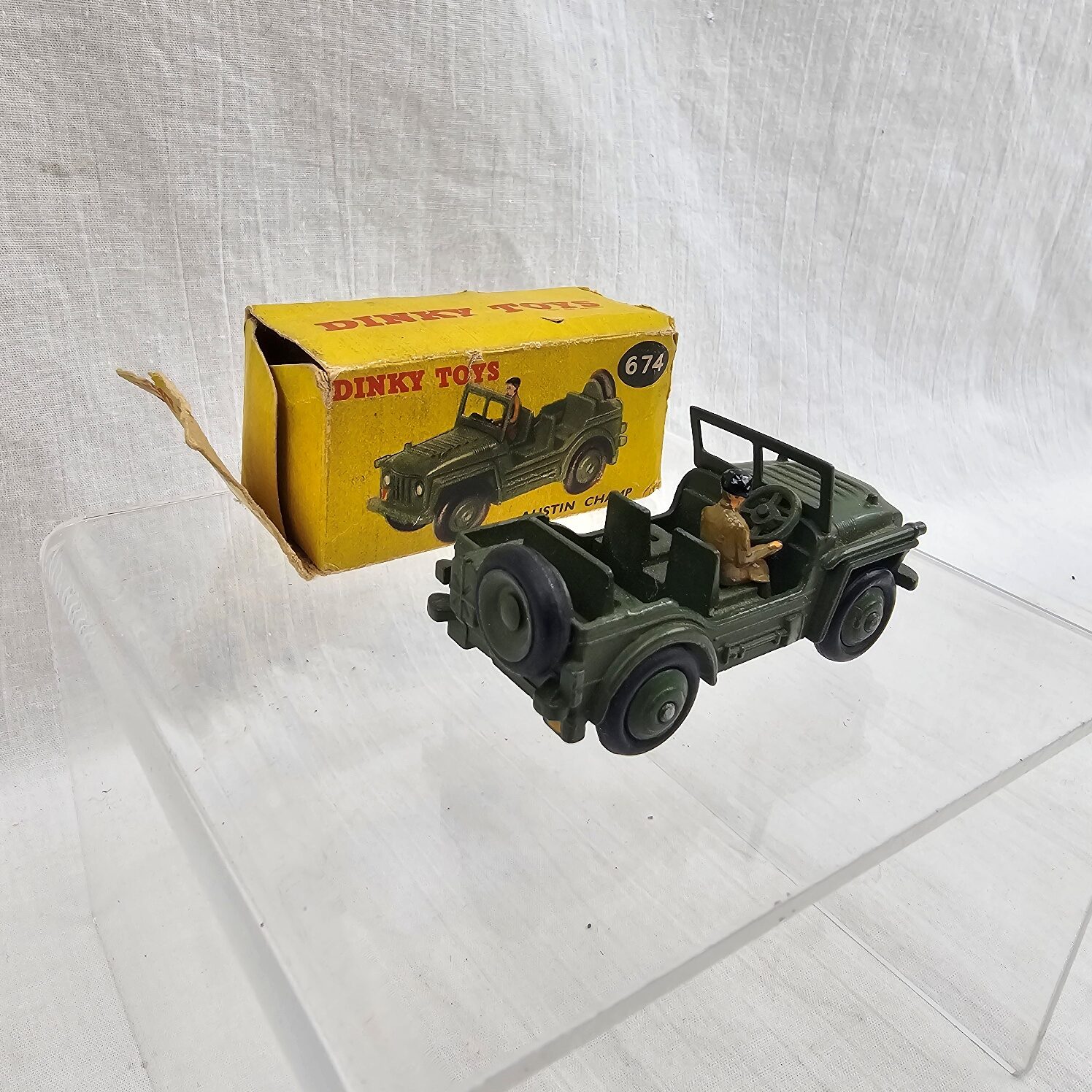 Boxed Dinky Toys 674 Austin Champ #4 - Image 3