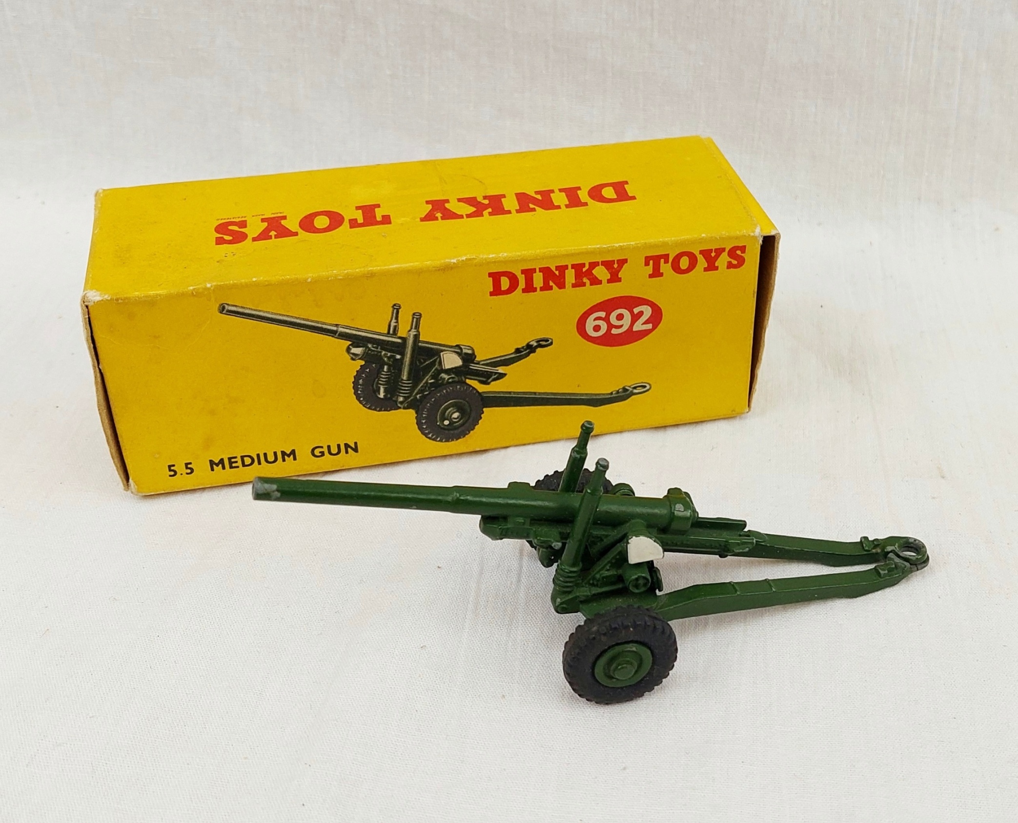 Boxed Dinky Toys 692 5.5" Medium Gun