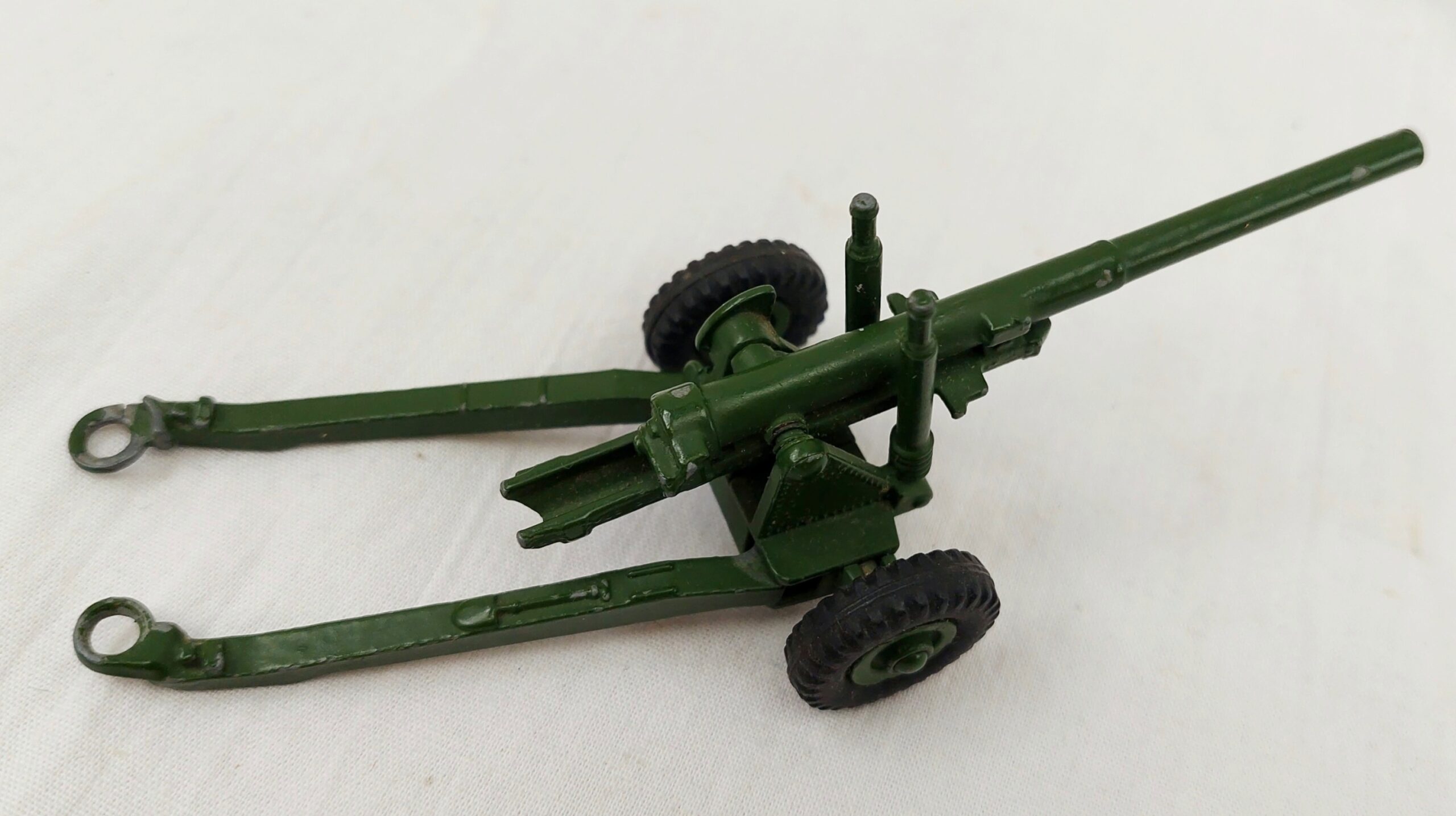 Boxed Dinky Toys 692 5.5" Medium Gun - Image 4
