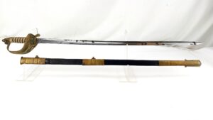 British, 1827 Pattern Royal Navy Officer’s Sword & Scabbard, King’s Crown, Etched Blade