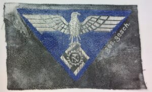 German, WW2 - c.1938–41, Rare 1st Pattern Technische Nothilfe (TeNo) Forage-Overseas Cap Triangle, Aluminium Thread, “ges. gesch.”