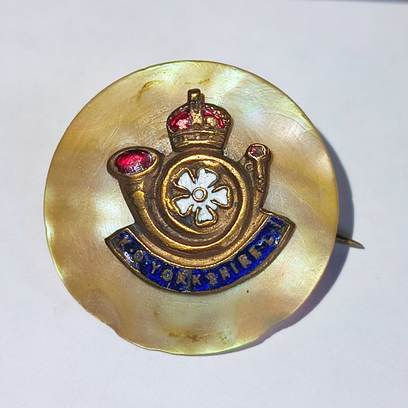 Original WW1 British Royal Yorkshire Mother of Pearl Sweetheart Brooch