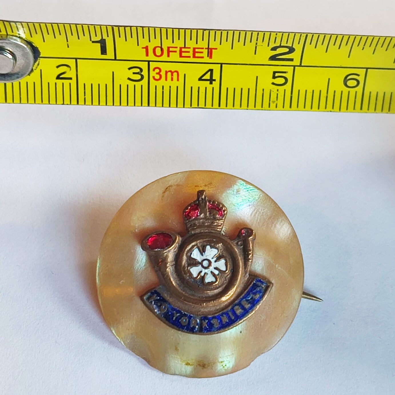Original WW1 British Royal Yorkshire Mother of Pearl Sweetheart Brooch - Image 3