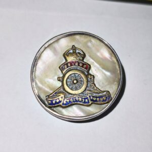 Original WW1 British Royal Artillery Mother of Pearl & Silver Sweetheart Brooch