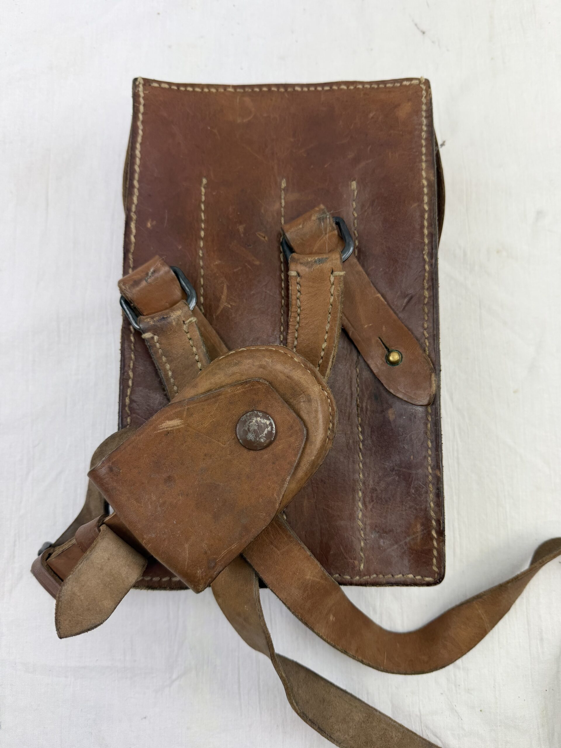 Original Yugoslavia / Serbian Army M56 Leather Ammo Pouch with Magazines - Image 3