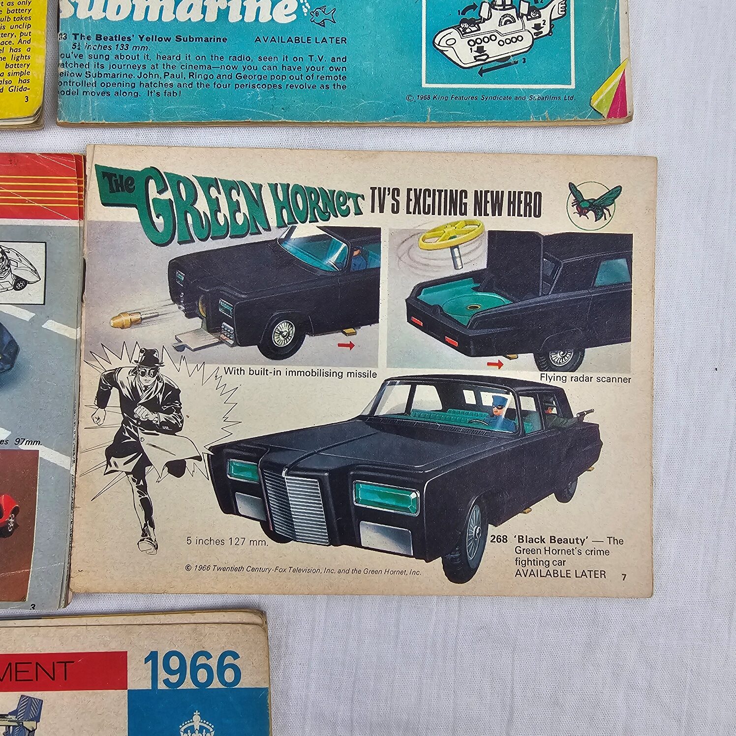 Parcel Of 1960s Corgi Toy Catalogues And Matchbox Toys Book - Image 4
