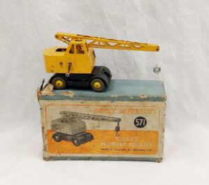 Boxed Dinky Toys 571 Coles Mobile Crane