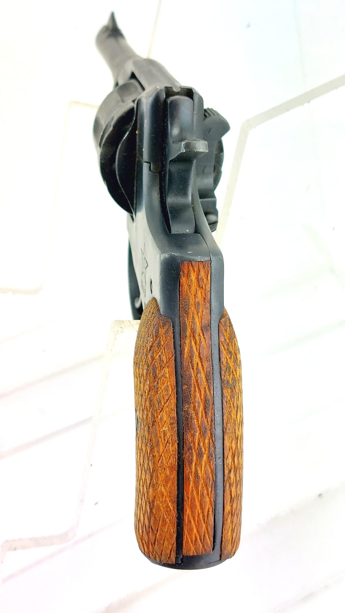 Soviet, WW2-Dated 1943, Nagant M1895 Seven-Shot Gas-Seal Revolver by Tula Arsenal, Matching Numbers, with Early Cold War Soviet Issue Holster, Cleaning Rod & Lanyard, Deactivated - Image 9