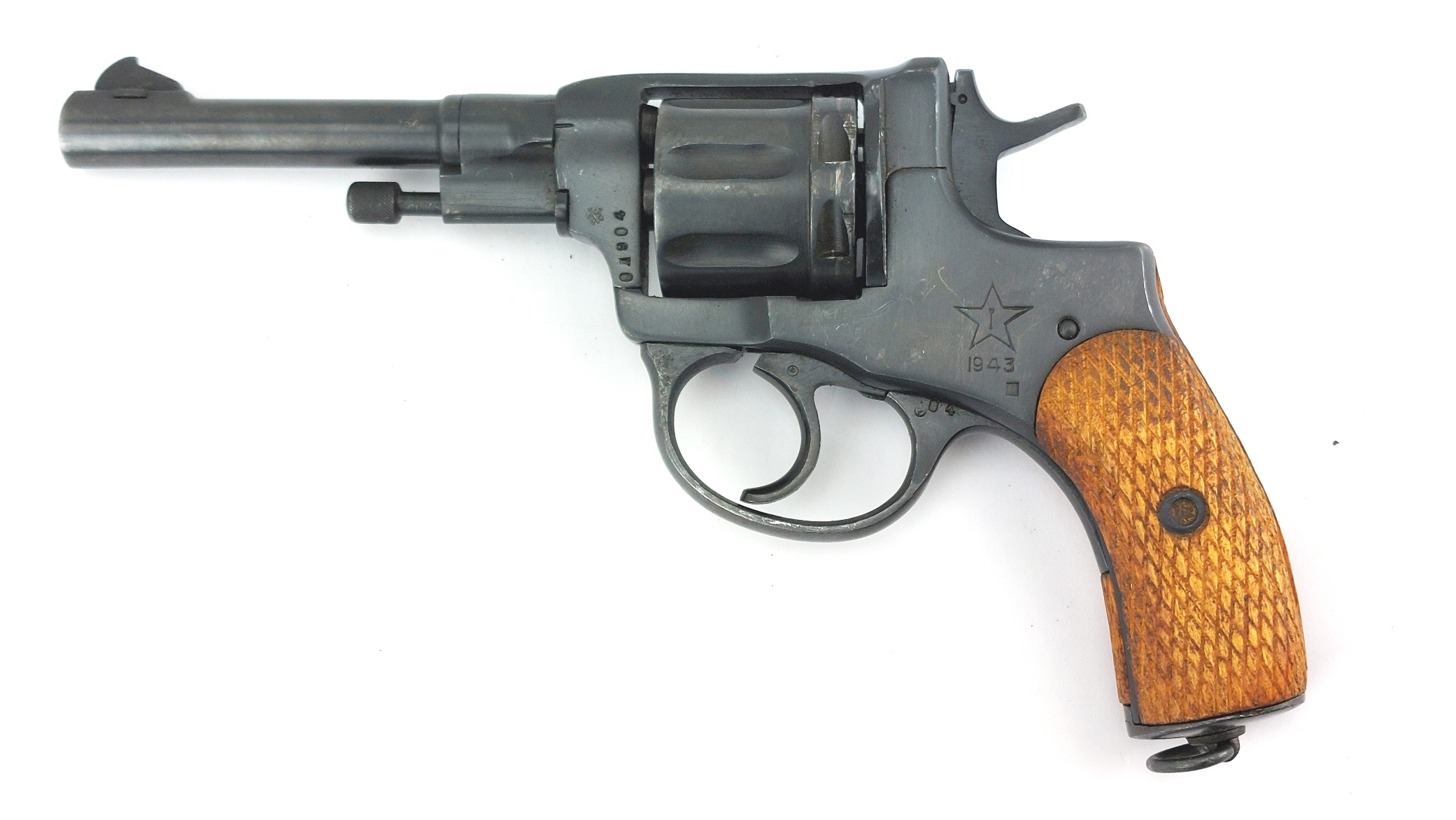 Soviet, WW2-Dated 1943, Nagant M1895 Seven-Shot Gas-Seal Revolver by Tula Arsenal, Matching Numbers, with Early Cold War Soviet Issue Holster, Cleaning Rod & Lanyard, Deactivated - Image 5