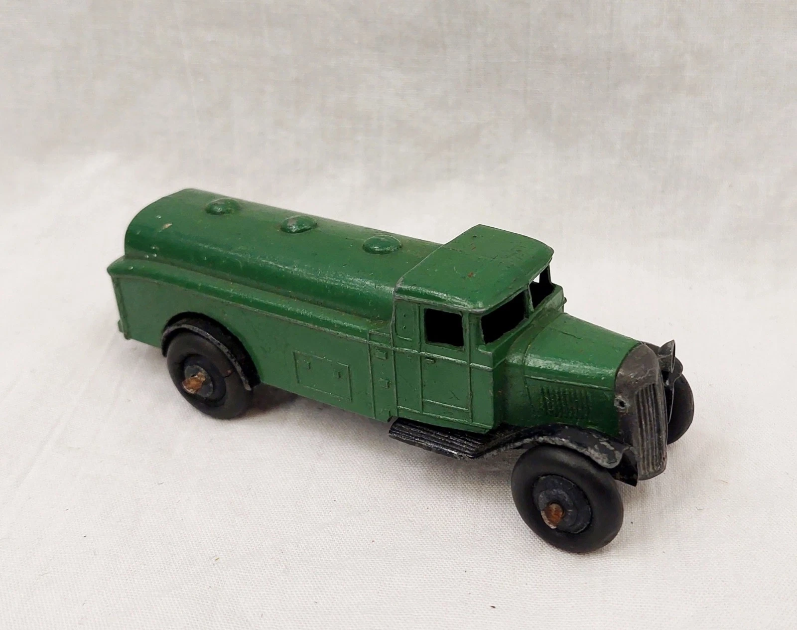 Dinky Toys 25D Petrol Tanker