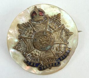 WW1 The Border Regiment MoP Sweetheart Badge