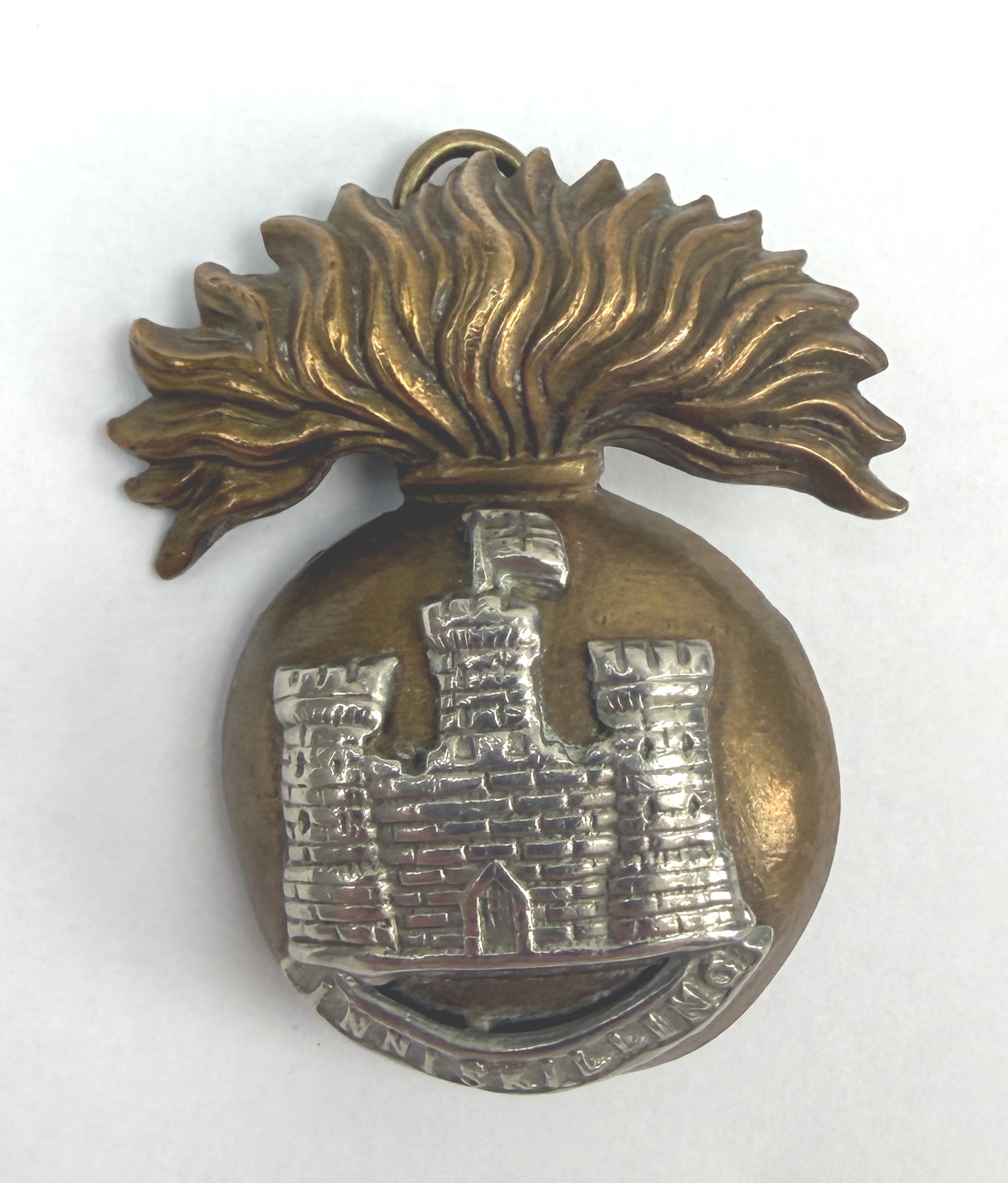 WW1 Inniskilling Fusiliers Cap Badge