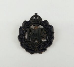 WW2 RAF Economy Cap Badge