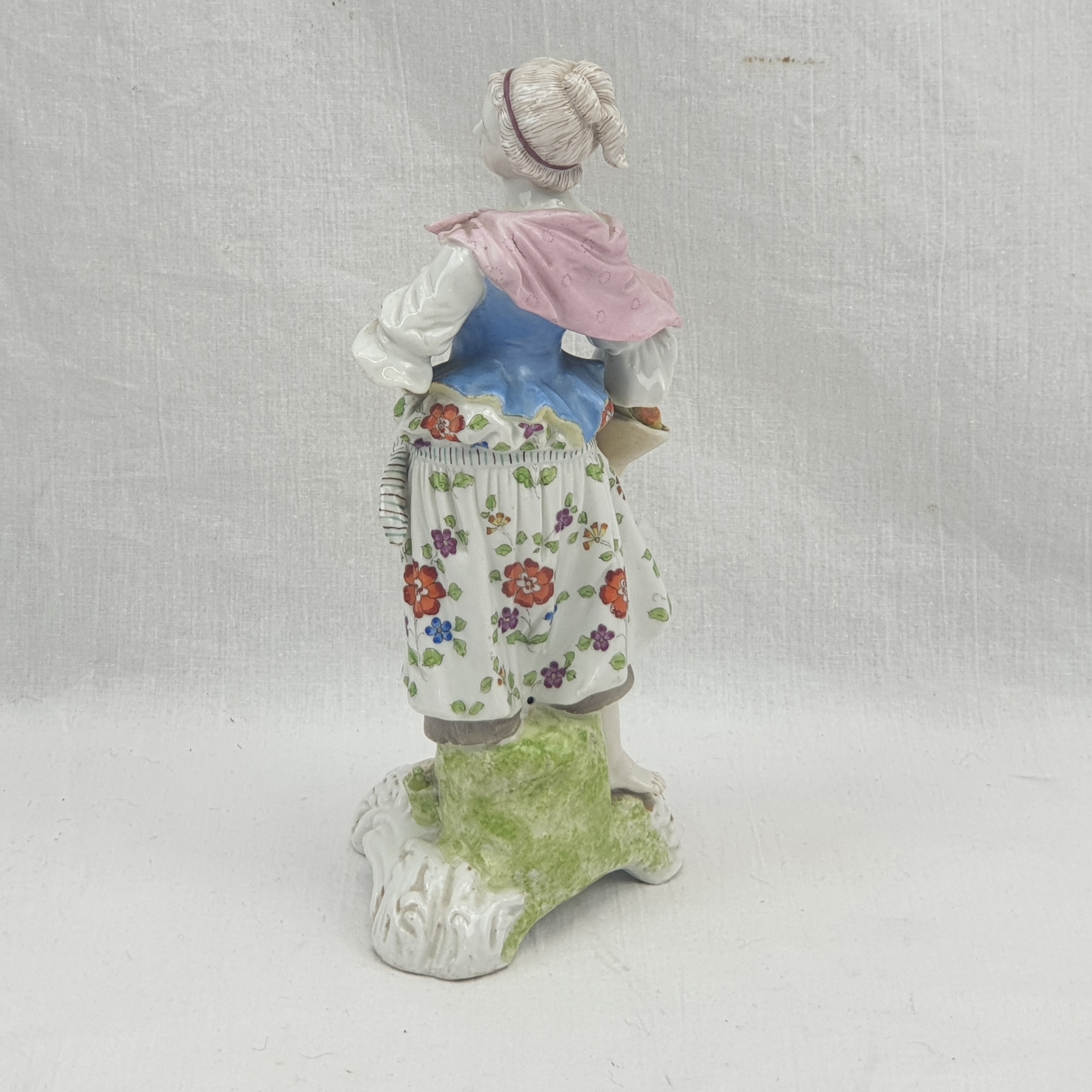 1880s Augustus Rex Style Porcelain Figurine Of A Lady By Helena Wolfsohn - Image 5