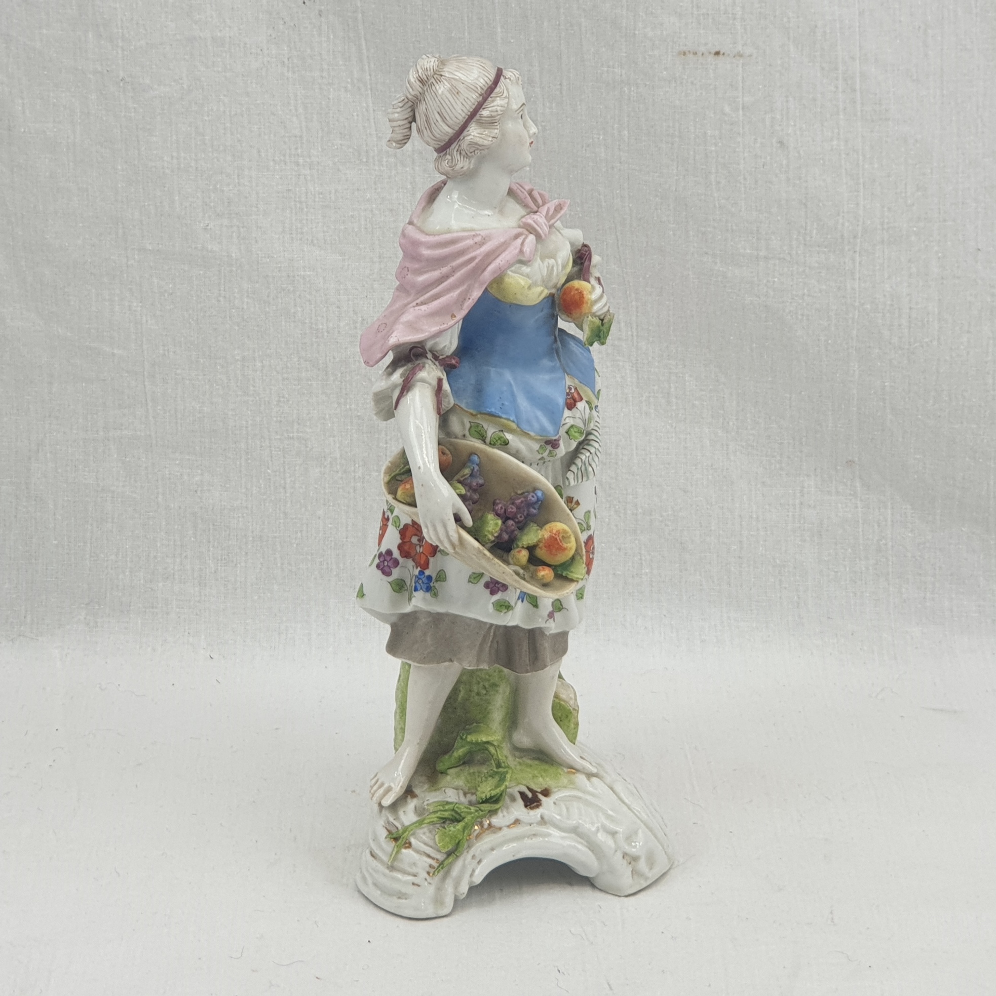 1880s Augustus Rex Style Porcelain Figurine Of A Lady By Helena Wolfsohn - Image 3