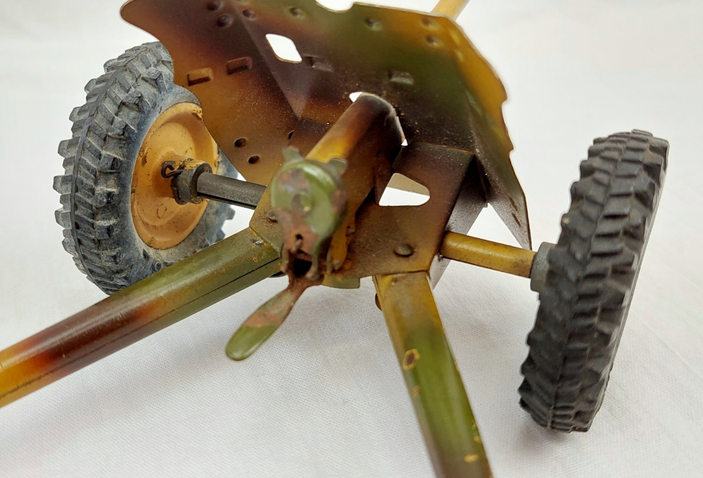 1930s Hauser Tinplate Cap Fire German PAK Anti Tank Gun Toy - Image 5