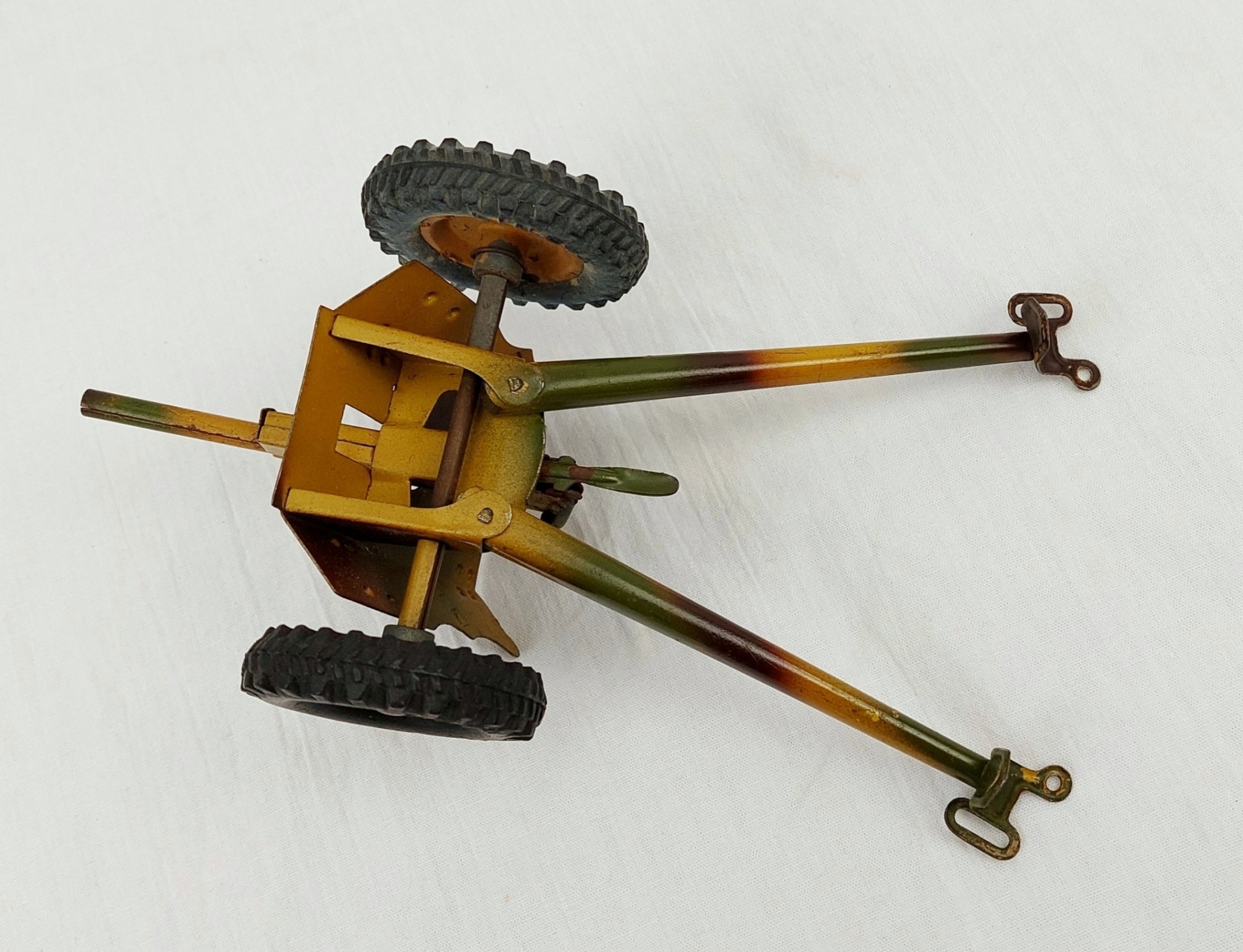 1930s Hauser Tinplate Cap Fire German PAK Anti Tank Gun Toy - Image 6