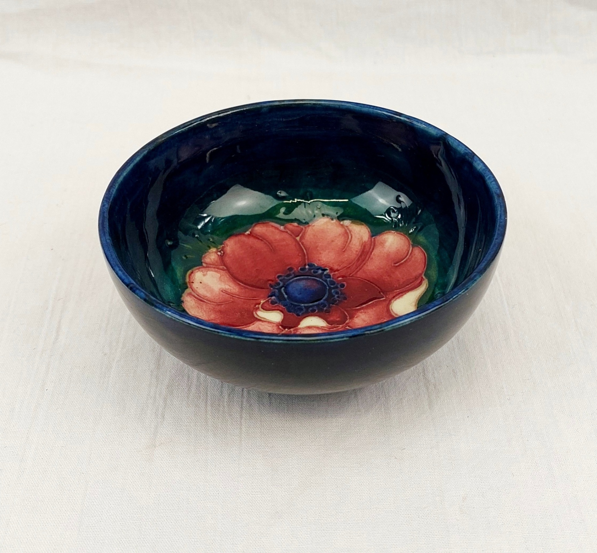 1930s William Moorcroft Anenome Pattern Small Footed Bowl