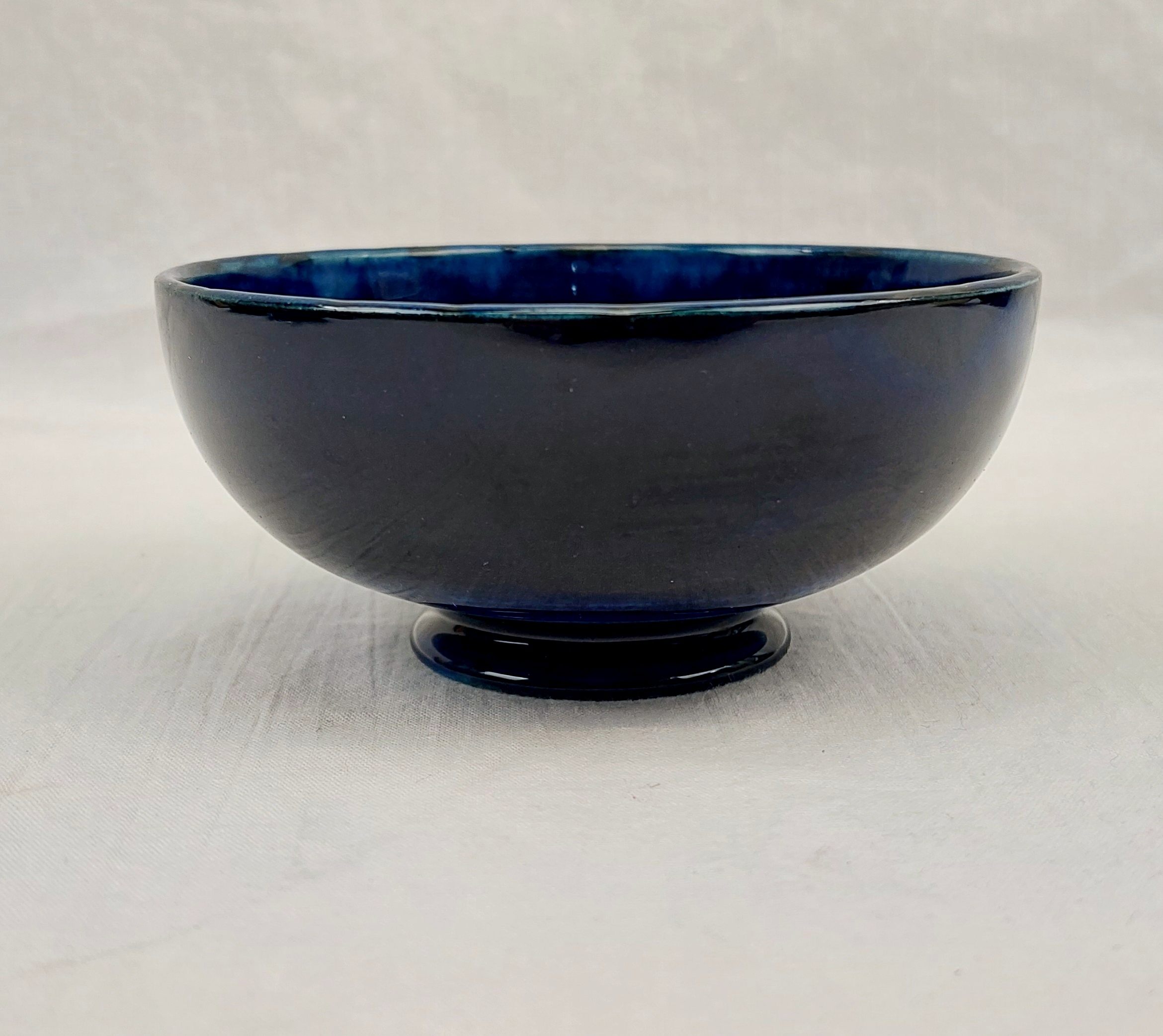 1930s William Moorcroft Anenome Pattern Small Footed Bowl - Image 4