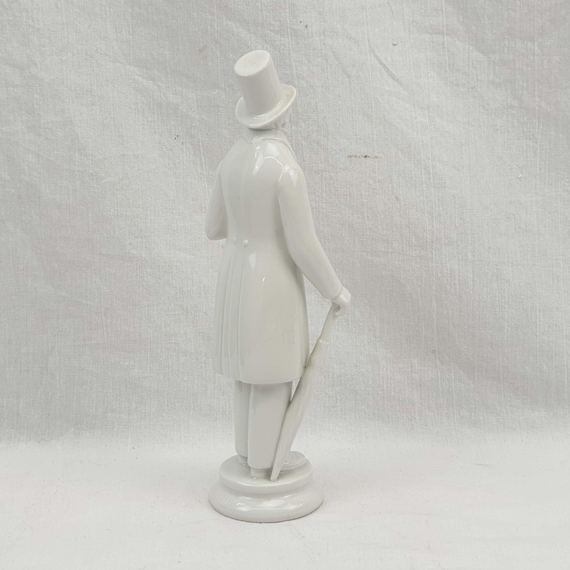 1940s Royal Copenhagen Hans Christian Anderson Plain White Ceramic Figurine - Image 3