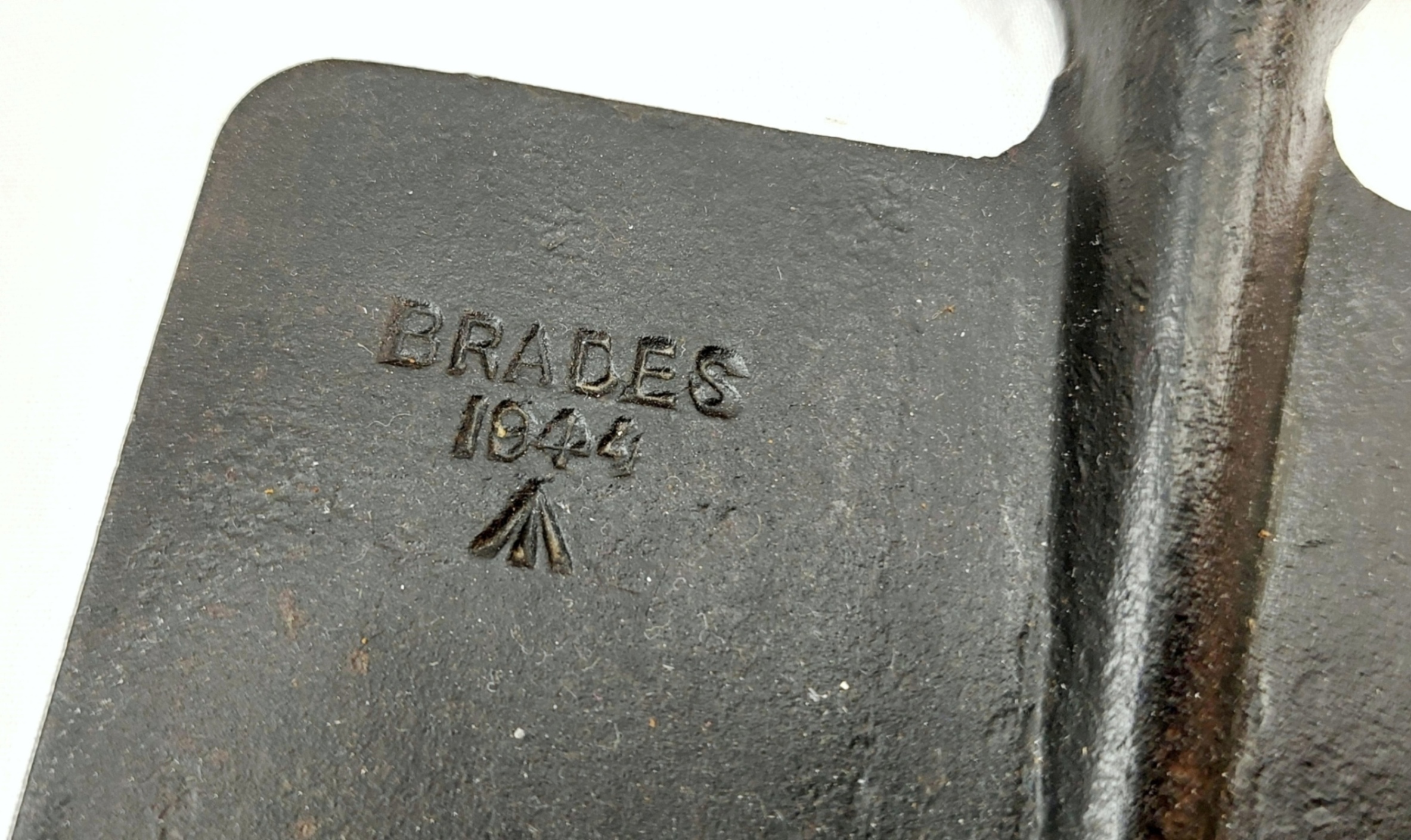 1944 Dated British Army Entrenching Tool With Repro Canvas Pouch - Image 6