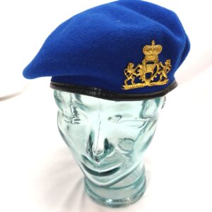 Belgian, Cold War Dated 1989, A.B.L. (Armée Belge / Belgisch Leger) Army Blue Beret with Pugnantes Adjuvo Corps Badge, Preta, Size 59
